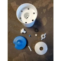 Abreuvoir Poule En Plastique Avec Pieds Imperial Easy Clean 30L Bleu Et Blanc - Gaun 16 Abreuvoir Poule En Plastique Avec Pieds Imperial Easy Clean 30L Bleu Et Blanc - Gaun -Poulaillers abreuvoir poule plastique imperial gaun filtre entierement demonte 1