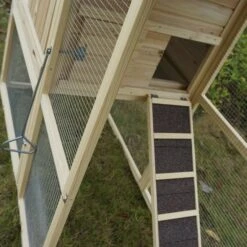 Poulailler Jersey Toit Shingle Avec Parc 4 à 6 Poules 16 Poulailler Jersey Toit Shingle Avec Parc 4 à 6 Poules -Poulaillers dsc03871