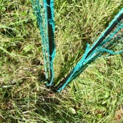 Filet Poule Grande Hauteur Double Pointe 25m X 1,26m - Zen Farm -Poulaillers filet poule zen farm 126cm 15m detail pied ressort porte ouverte 1
