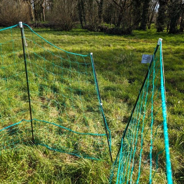 Filet Poule Grande Hauteur Double Pointe 15m X 1,26m - Zen Farm 12 Filet Poule Grande Hauteur Double Pointe 15m X 1,26m - Zen Farm – Image 10