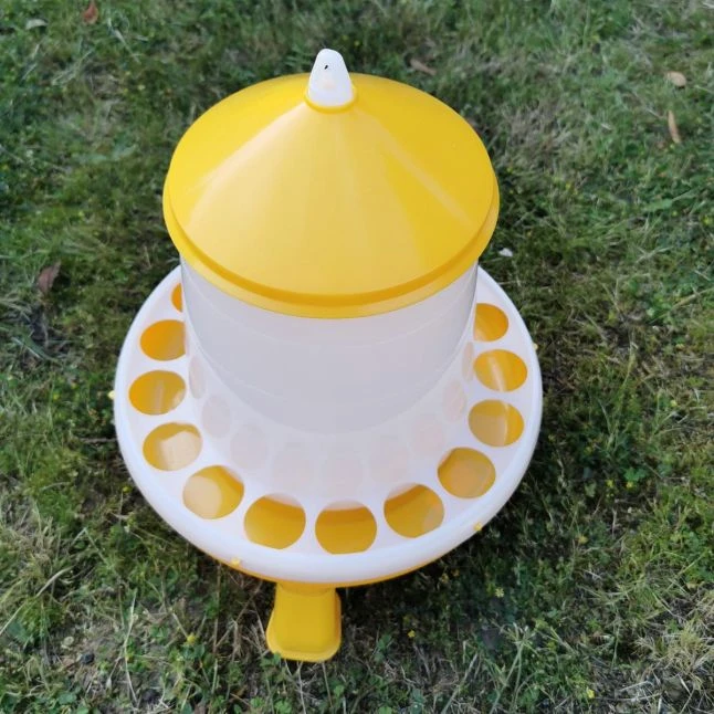 Gaun Mangeoire Poule à Pieds En Bioplastique Végétal Eco 8Kg 4 Gaun Mangeoire Poule à Pieds En Bioplastique Végétal Eco 8Kg – Image 2