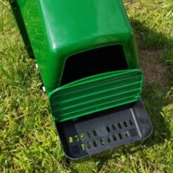 Nid Pondoir Poule En Plastique Avec Cuvette Et Pieds 2 Faces - Gaun -Poulaillers pondoir plastique 1 nichoir avec pieds gaun gros plan ouvert 1 1