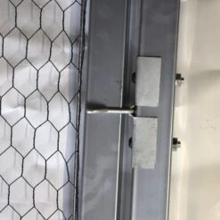 Porte Pour Enclos Poulailler Parc Grillagé Renforcé P007 - 4x4x2,8m -Poulaillers porte carre enclos grillage detail 1