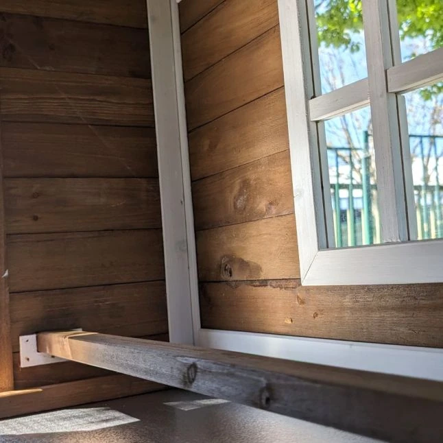 Poulailler Brahma Toit Shingle 6 à 8 Poules Bois FSC 17 Poulailler Brahma Toit Shingle 6 à 8 Poules Bois FSC – Image 15