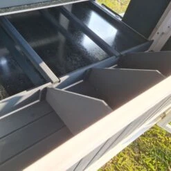 Poulailler Deluxe Bleu Toit Shingle Gris 10 à 12 Poules -Poulaillers poulailler deluxe 12 poules bleu zoom pondoirs