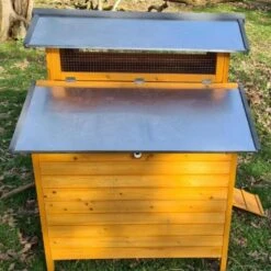 Poulailler Farmer XL Toit En Tôle Ouvrant 6 à 10 Poules Bois FSC -Poulaillers poulailler farmer xl toit tole cote