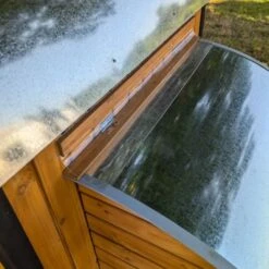 Poulailler Finlandais Toit Tôle Isolé Ouvrable 4 à 8 Poules -Poulaillers poulailler finlandais toit tole isole 4 a 8 poules detail pondoir