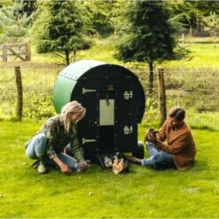 Poulailler Nestera Sur Roues Le Wagon Plastique Recyclé 8 à 15 Poules 17 Poulailler Nestera Sur Roues Le Wagon Plastique Recyclé 8 à 15 Poules -Poulaillers poulailler plastique le wagon 8 poules nestera avec poules