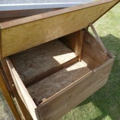 Poulailler Suisse XL Toit Shingle 8 à 10 Poules Bois Epicéa 23 Poulailler Suisse XL Toit Shingle 8 à 10 Poules Bois Epicéa -Poulaillers poulailler suisse epicea interieur pondoir