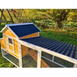 Poulailler Toit Renforcé M Toit Plastique 6 à 8 Poules -Poulaillers poulailler toit renforce 6 a 8 poules vue toit