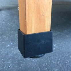 Poulailler Farmer XL Toit En Tôle Ouvrant 6 à 10 Poules Bois FSC -Poulaillers poulailler farmer detail pied 1