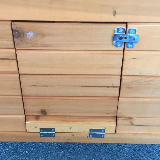 Poulailler Farmer L Toit En Tôle Ouvrant 4 à 6 Poules Bois FSC 11 Poulailler Farmer L Toit En Tôle Ouvrant 4 à 6 Poules Bois FSC – Image 9